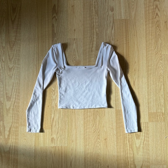 Aritzia Tops - Aritzia - Babaton - Contour Squareneck Longsleeve - White